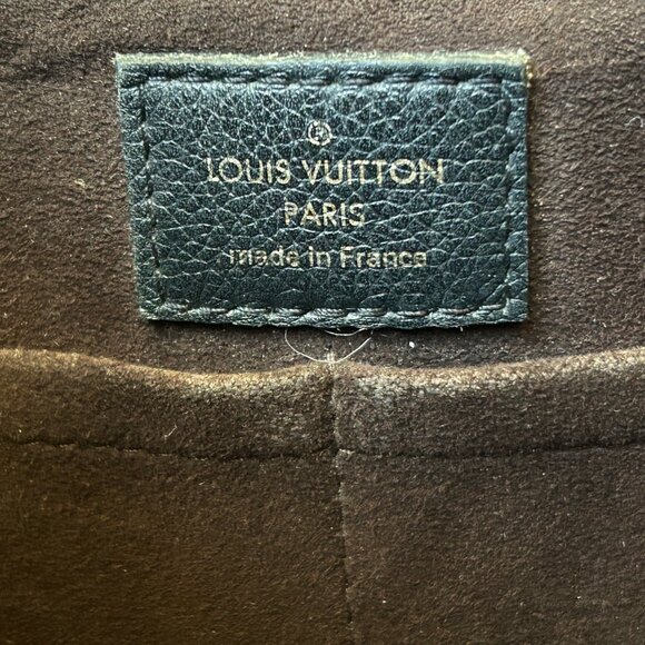 Louis Vuitton Monogram CANVAS Kimono MM Black - Picture 4 of 13